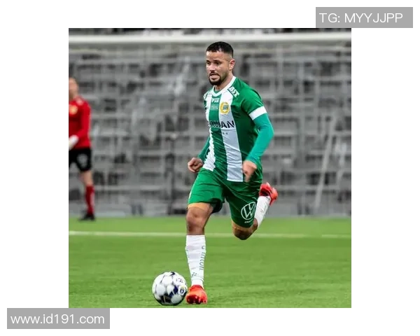 耶夫勒与瓦纳默的精彩对决揭示了现代足球战术的深刻变化与发展